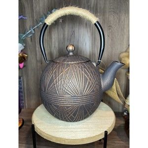 Cast Iron Tea Pot Spiderweb Design
